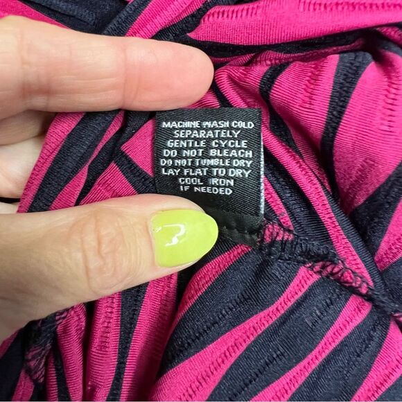 DONNA MORGAN comfy stretchy geometric dress 💗🖤size 10 - Picture 4 of 7